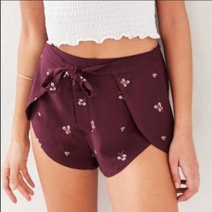 UO Kimchi Blue Floral Shorts